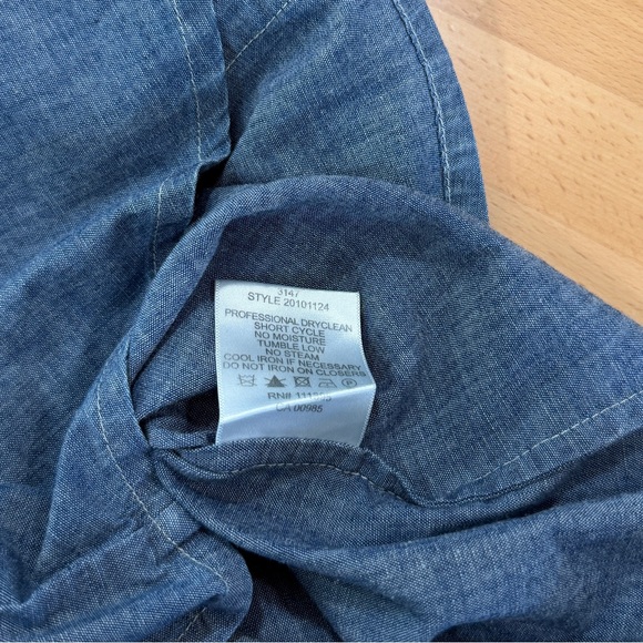 Tory Burch Denim Lightweight Button Down Shirt Size 4 - Picture 5 of 5